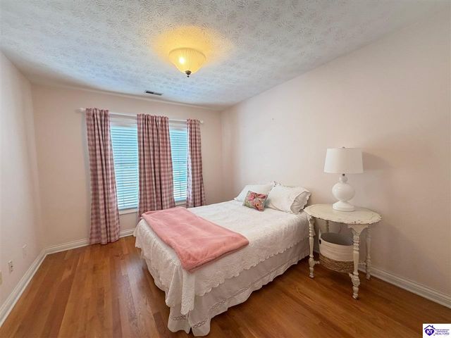 509 Maple Crest Way, Elizabethtown, KY 42701