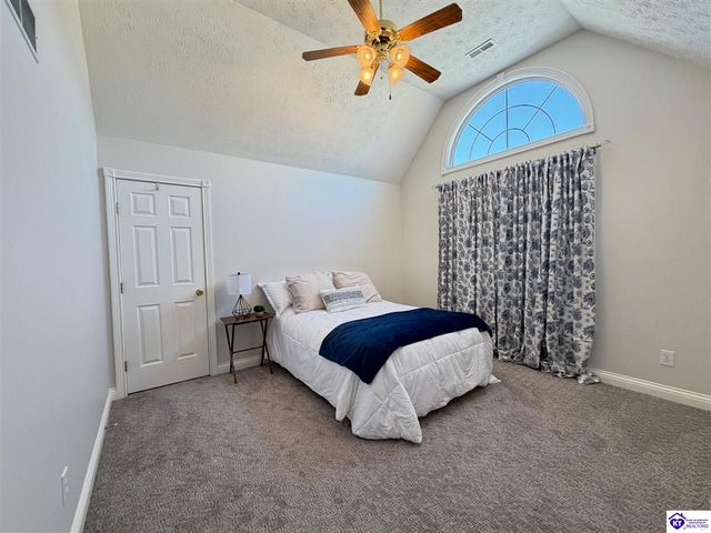 509 Maple Crest Way, Elizabethtown, KY 42701