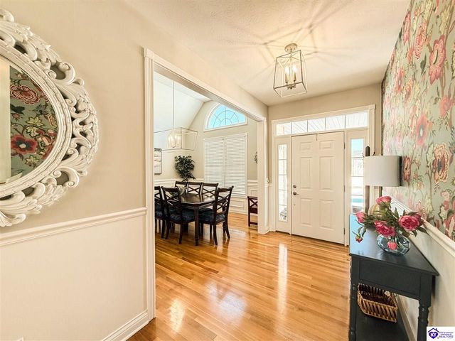 509 Maple Crest Way, Elizabethtown, KY 42701