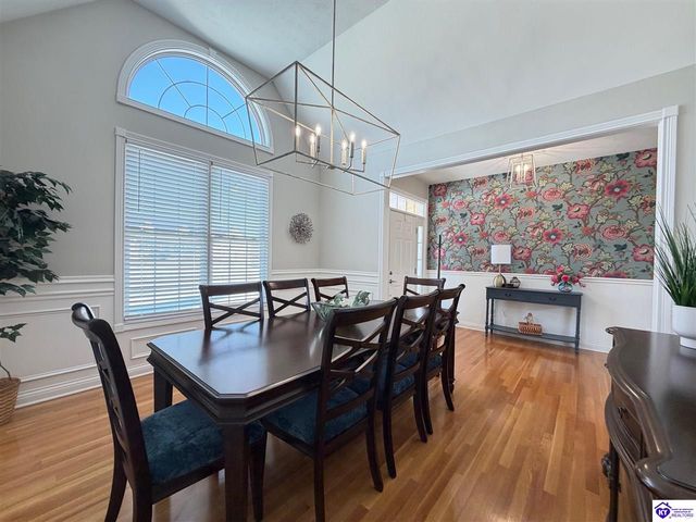 509 Maple Crest Way, Elizabethtown, KY 42701