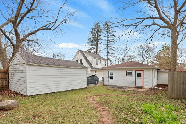 3222 GREGORY Street, Madison, WI 53711