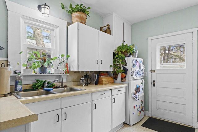3222 GREGORY Street, Madison, WI 53711