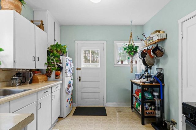 3222 GREGORY Street, Madison, WI 53711