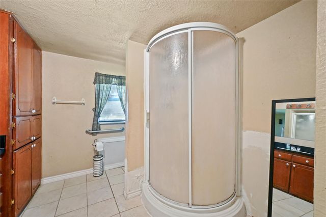 955 County Road 133, Liberty, TX 77575