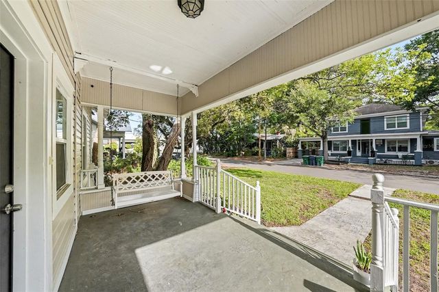 805 E CHELSEA STREET, Tampa, FL 33603