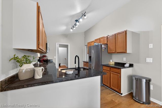 19060 Fortuna Drive 40, Clinton Township, MI 48038