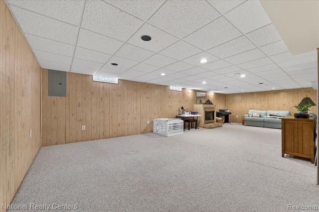 19060 Fortuna Drive 40, Clinton Township, MI 48038