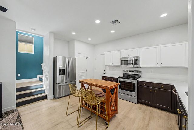 451 S HAWES Road 27, Mesa, AZ 85208