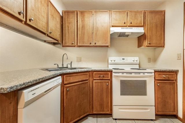 231 Barrett Place, Edmond, OK 73003