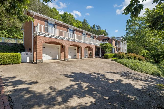 1288 Old Hillsboro Rd, Franklin, TN 37069