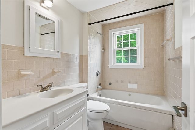 3 Grattan Street, Framingham, MA 01701