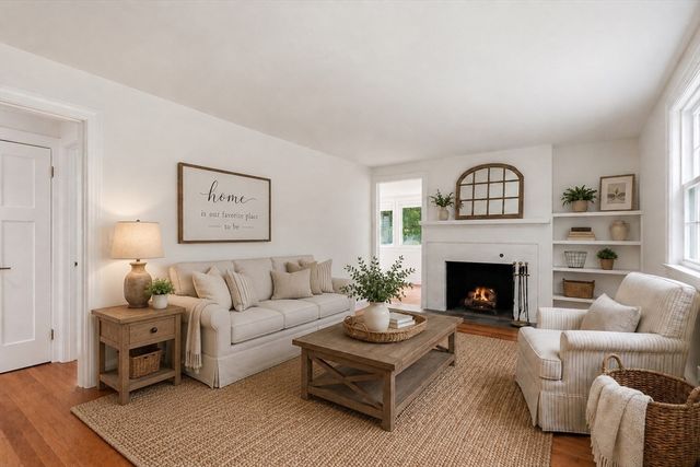 3 Grattan Street, Framingham, MA 01701