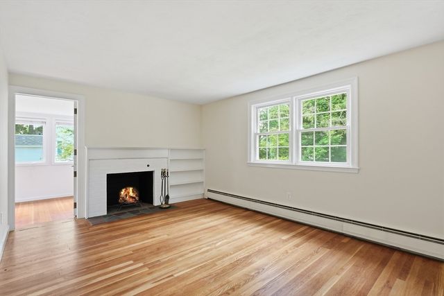 3 Grattan Street, Framingham, MA 01701