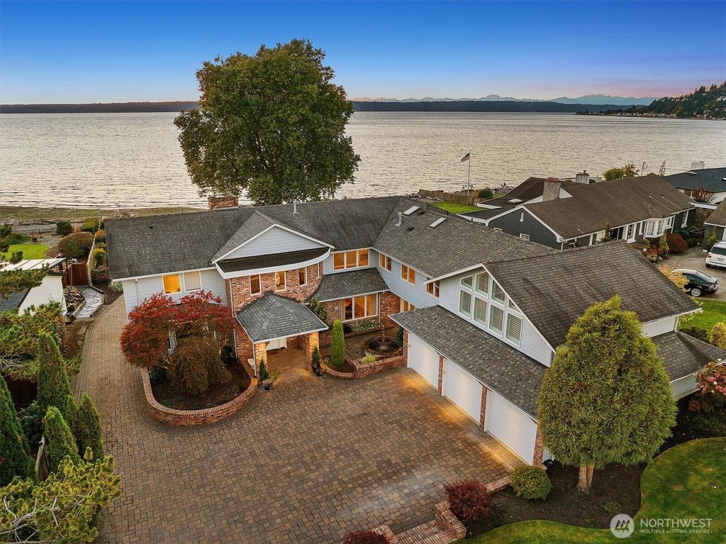 18141 Normandy Terrace SW, Normandy Park, WA 98166
