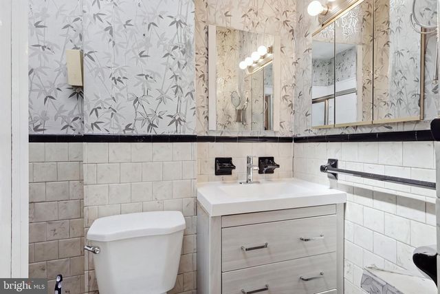 2807 W LAFAYETTE AVE W, Baltimore, MD 21216