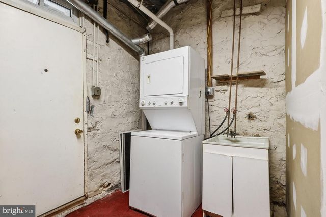 2807 W LAFAYETTE AVE W, Baltimore, MD 21216