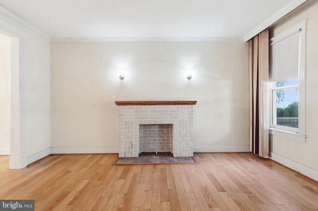 2807 W LAFAYETTE AVE W, Baltimore, MD 21216
