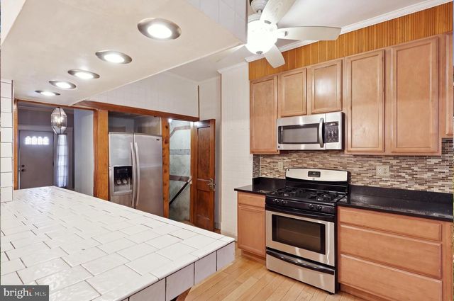 2807 W LAFAYETTE AVE W, Baltimore, MD 21216