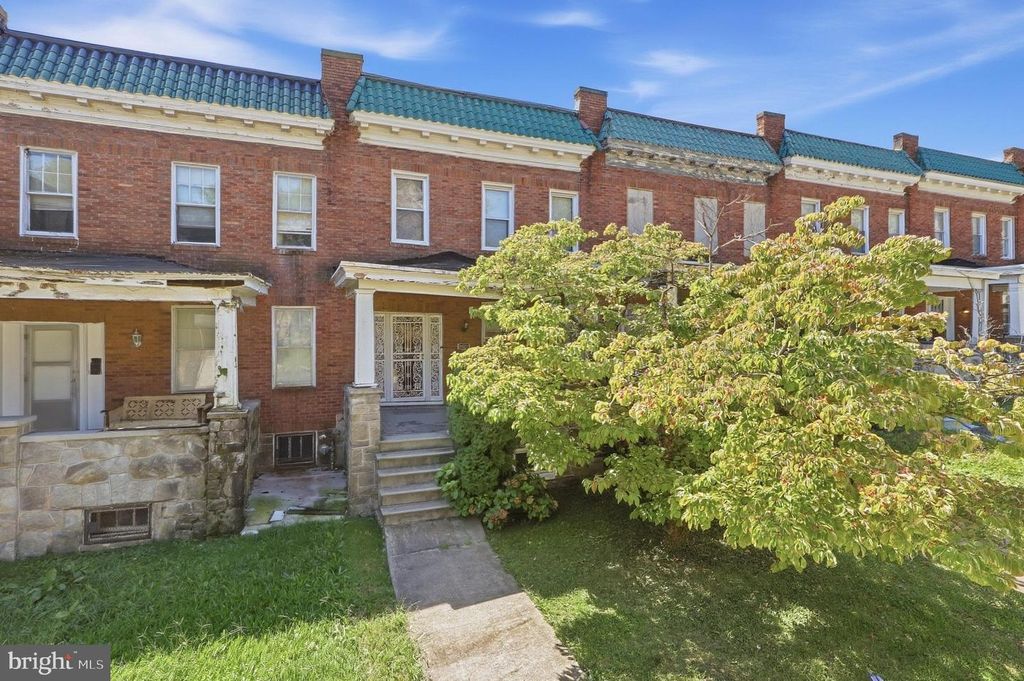 2807 W LAFAYETTE AVE W, Baltimore, MD 21216