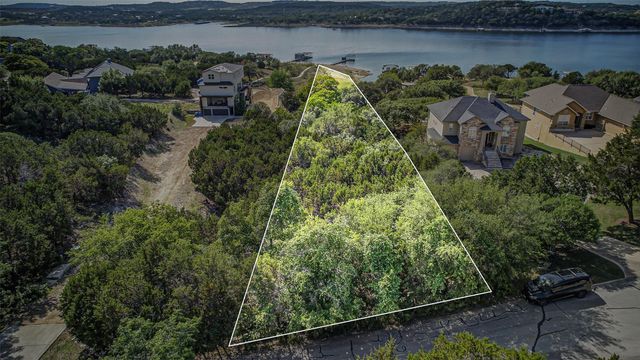 400 Lakefront DR, Lago Vista, TX 78645