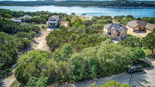 400 Lakefront DR, Lago Vista, TX 78645