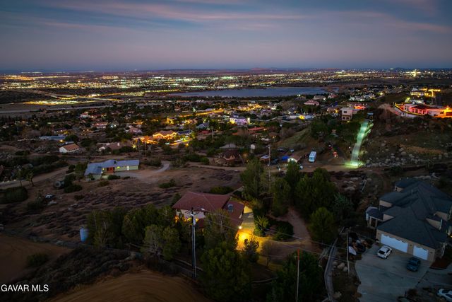 36421 Oliver Lane, Palmdale, CA 93551