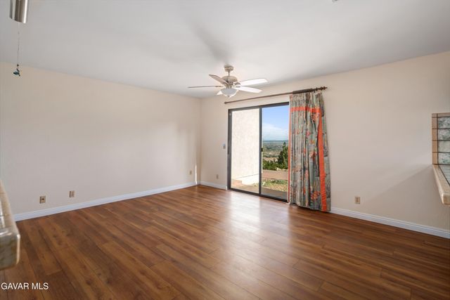 36421 Oliver Lane, Palmdale, CA 93551