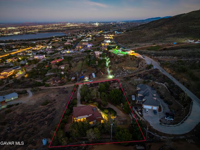 36421 Oliver Lane, Palmdale, CA 93551