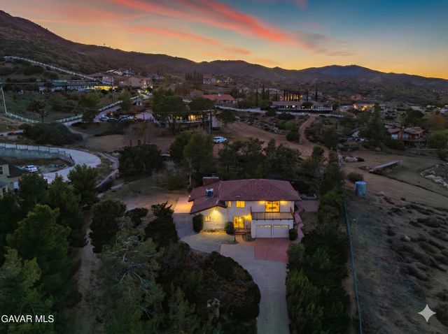 36421 Oliver Lane, Palmdale, CA 93551