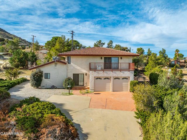 36421 Oliver Lane, Palmdale, CA 93551