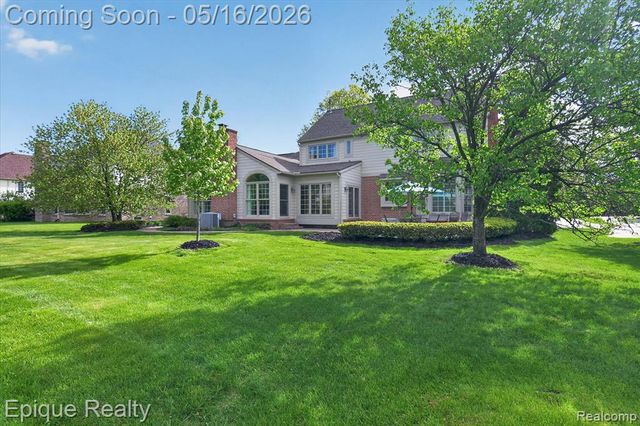 22037 Chase Drive, Novi, MI 48375
