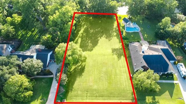 5235 Westerdale Drive, Fulshear, TX 77441