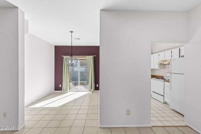 3411 W MORROW Drive 2, Phoenix, AZ 85027