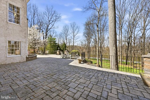 59 FOUNDERS WAY, Downingtown, PA 19335