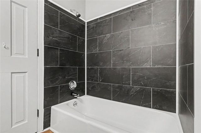 3052 Riviera Drive NW, Conyers, GA 30012