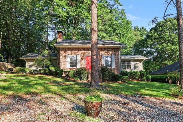 3052 Riviera Drive NW, Conyers, GA 30012
