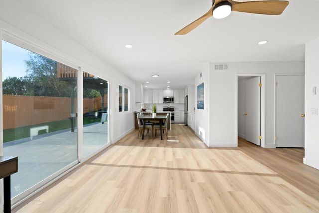 2858 Lehigh Court, Oceanside, CA 92056