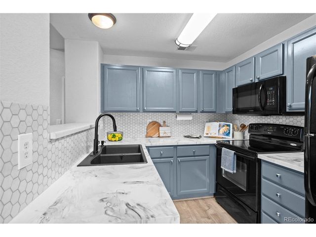 8361 S Upham Way 212, Littleton, CO 80128