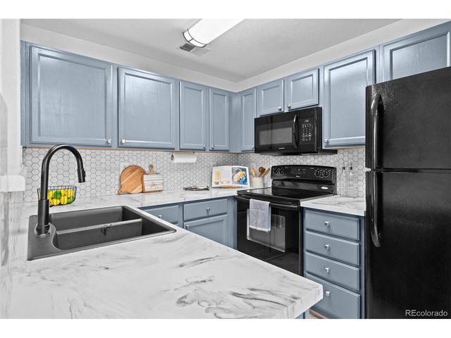 8361 S Upham Way 212, Littleton, CO 80128