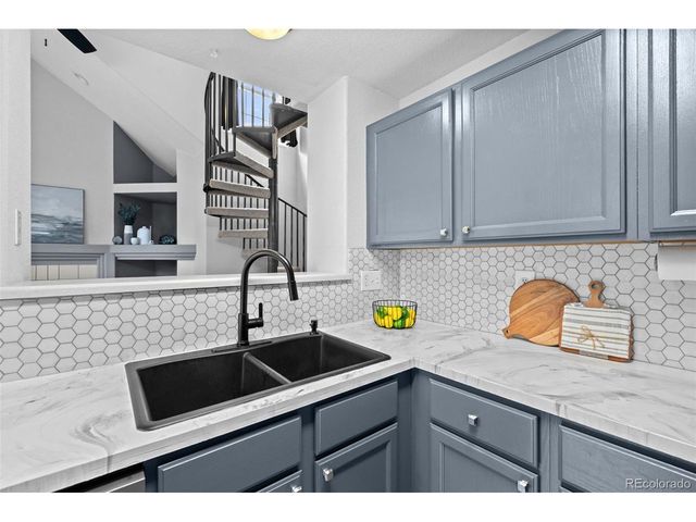 8361 S Upham Way 212, Littleton, CO 80128