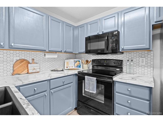 8361 S Upham Way 212, Littleton, CO 80128