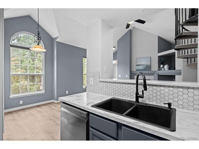 8361 S Upham Way 212, Littleton, CO 80128
