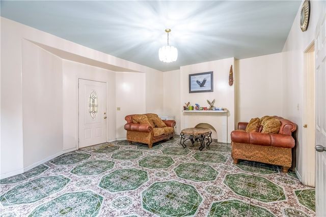 1340 1342 W 25th, Los Angeles, CA 90007