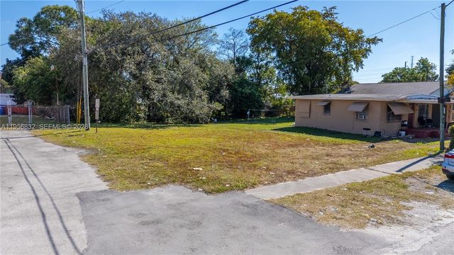 536 NW 16th Ave, Fort Lauderdale, FL 33311