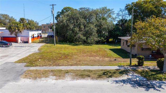 536 NW 16th Ave, Fort Lauderdale, FL 33311