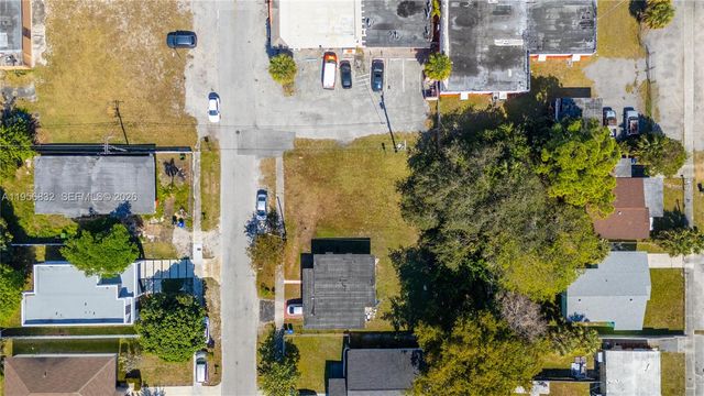 536 NW 16th Ave, Fort Lauderdale, FL 33311
