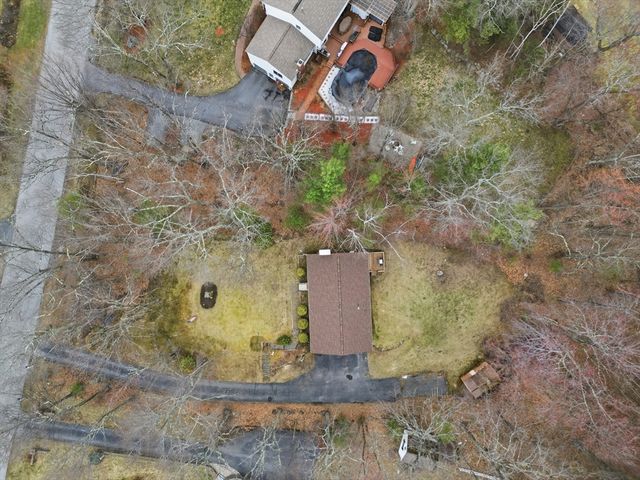 3 Cardinal Circle, Londonderry, NH 03053