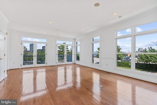 1294 HARBOR ISLAND WALK, Baltimore, MD 21230