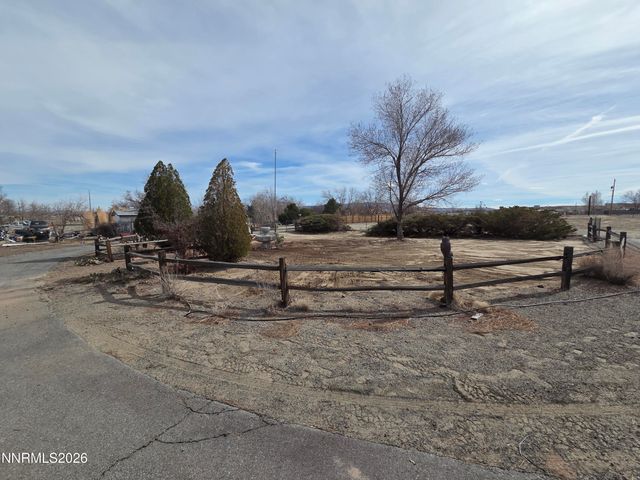1160 W 8th Street, Silver Springs, NV 89429