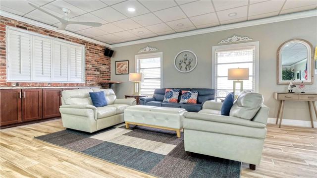 1300 N PORTOFINO DRIVE S206, Sarasota, FL 34242